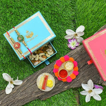 गैलरी व्यूवर में इमेज लोड करें, Ruby Red & Emerald Green Bhaiya Rakhi Box