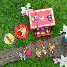 गैलरी व्यूवर में इमेज लोड करें, My Big Family Rakhi Box