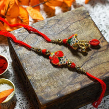 Load image into Gallery viewer, Embroidered Handcrafted Bhaiya Bhabhi Rakhi Lumba
