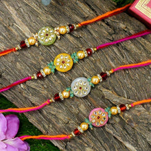 Load image into Gallery viewer, Stunning Round Kundan Rakhi Set of 4