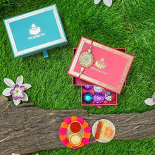 गैलरी व्यूवर में इमेज लोड करें, Fancy Bhaiya Rakhi Box